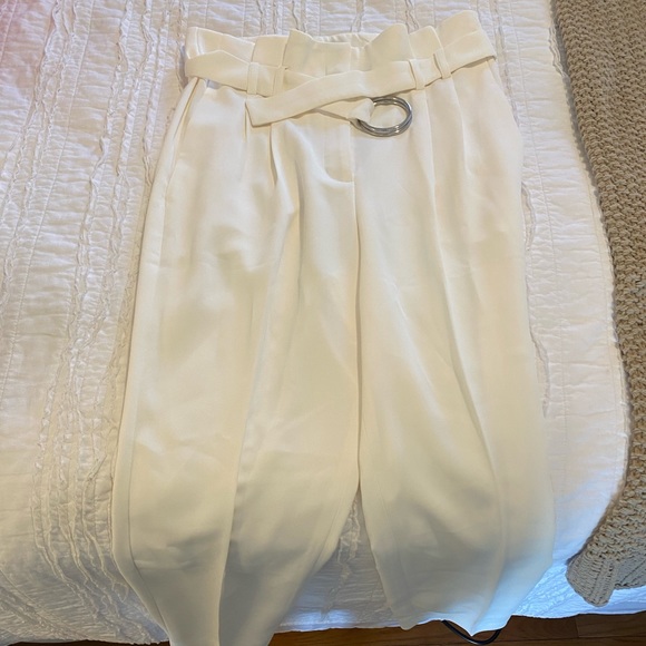 Express, size 6, crop high waisted pants. New!! - Picture 2 of 3